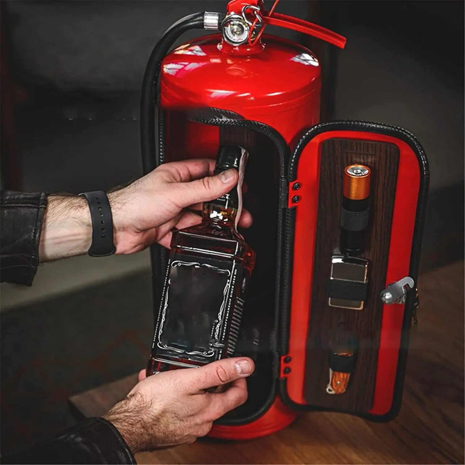 Fire Extinguisher Mini Bar Wine Holders Wine Cabinet Rack Ornaments Decor Champagne Liquor Storage Box Party Supplies Men'S Gift